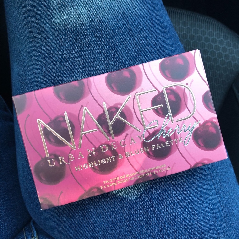 Cherry Urban Decay Highlight & Blush Palette